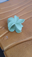 Matte Finish Hair Claw Clip (1 Pc / Mix Color)