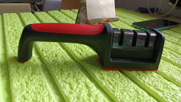 Manual Knife Sharpener 3 Stage Sharpening Tool for Ceramic Knife and Steel Knives (1 Pc)